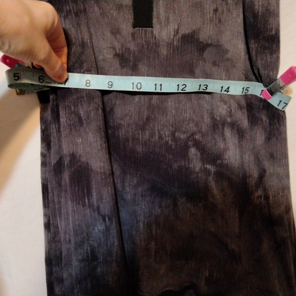*2/$10*Oh concept collection size medium "going out" grey and black tie dye tank - Picture 5 of 5